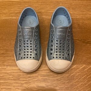 Used Girls Native Blue Glitter Sneaker size9